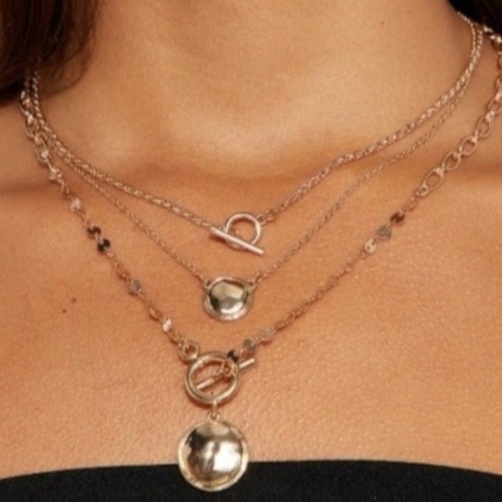 New! Fashion Nova Gold Layered Disc Toggle Necklace